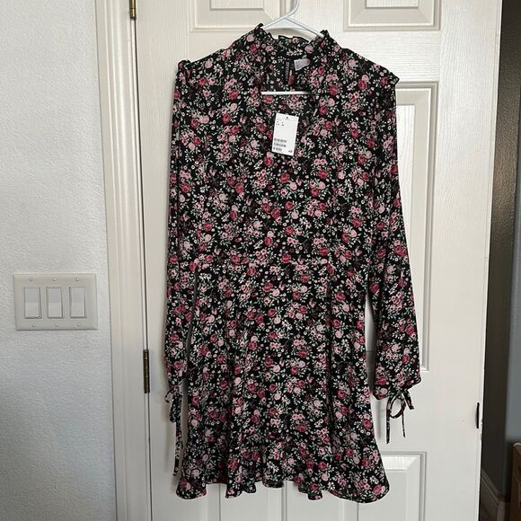 Divided Dresses & Skirts - Divided floral dress